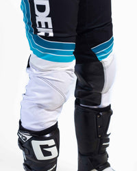 UCMX ELITE Stripe Blue Pants