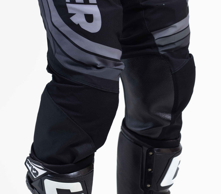 UCMX ELITE Stripe Black Pants